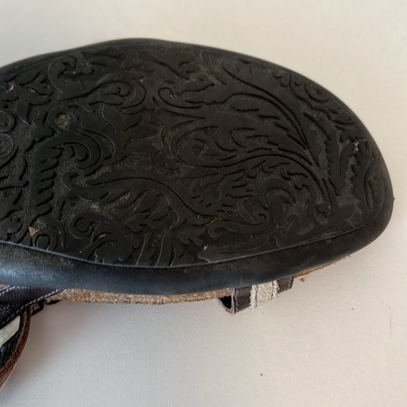 Naot Leather T-Strap Sandals, Size 39 - Picture 5 of 6